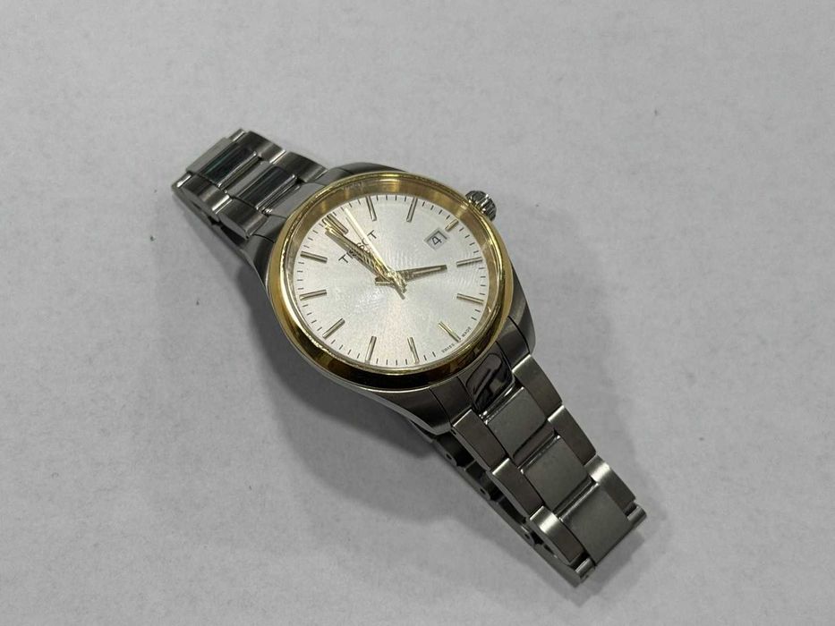 Tissot T150210A 36mm