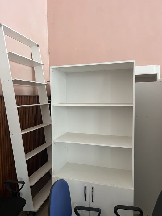 Продам шкафы, стеложи брали для аптеки