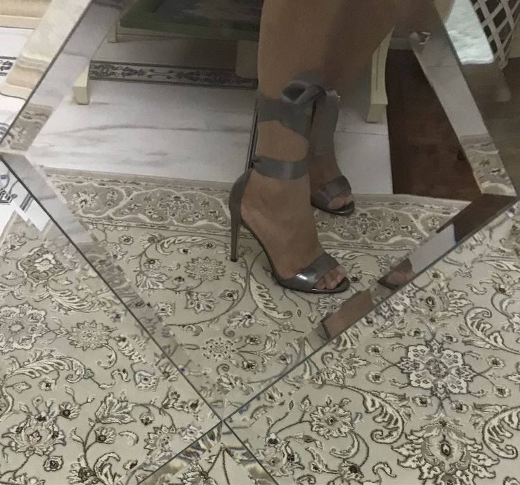 Стильные босоножки