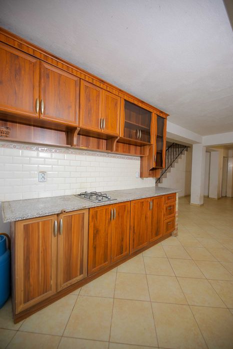 Продава се Къща в с. Ново Ботево, Област Добрич - 324 кв.м за 282 €/кв.м - Снимка #12