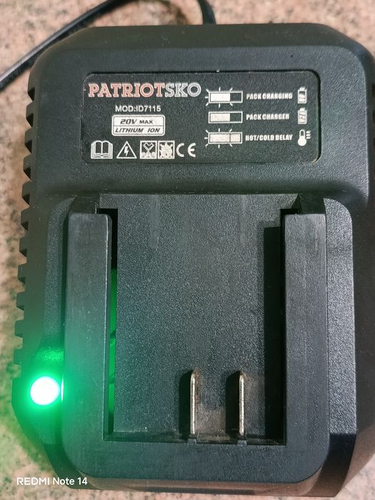 Продам шуруповерт.