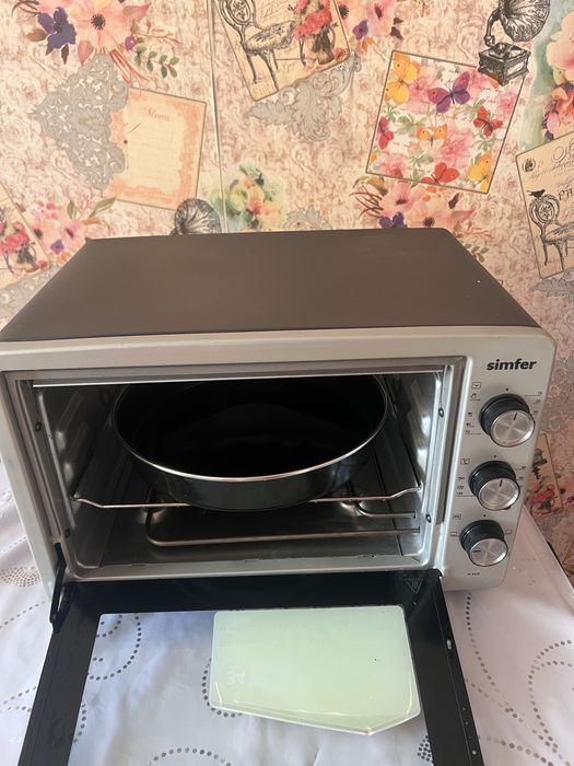 Настольная электропечь Simfer M3428 черный