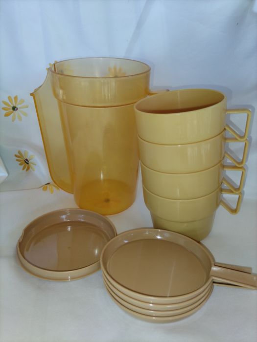 Антики. За всекиго по нещо.