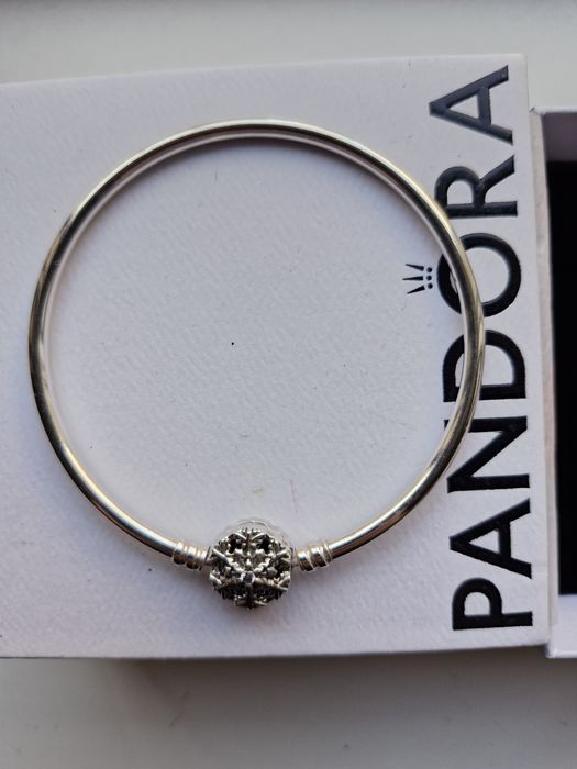 Bratara Pandora fulg de nea