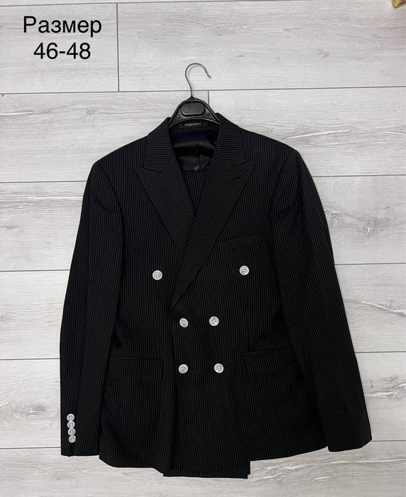 Продаётся костюмы