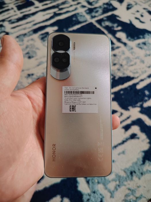 Продам отличный смартфон