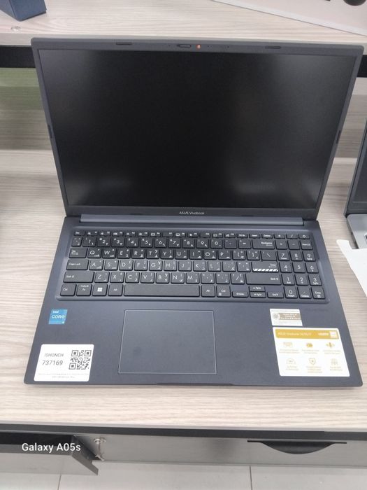 ASUS Vivabook novutbok