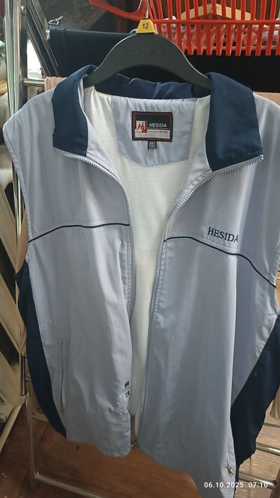 Мужской спортивный костюм тройка