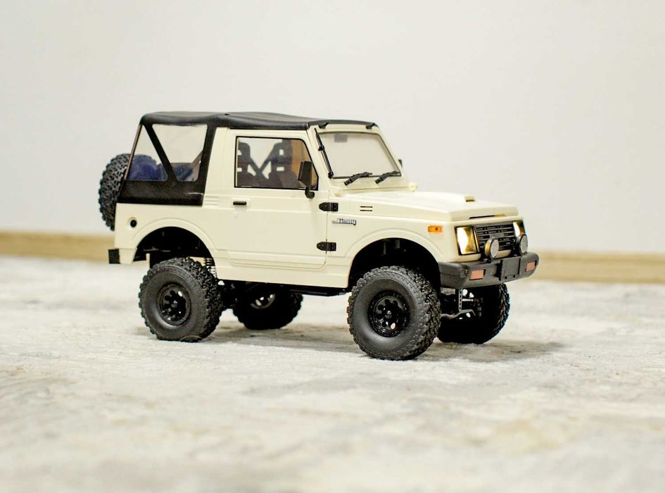 masina cu telecomanda Suzuki Samurai scara 1:10