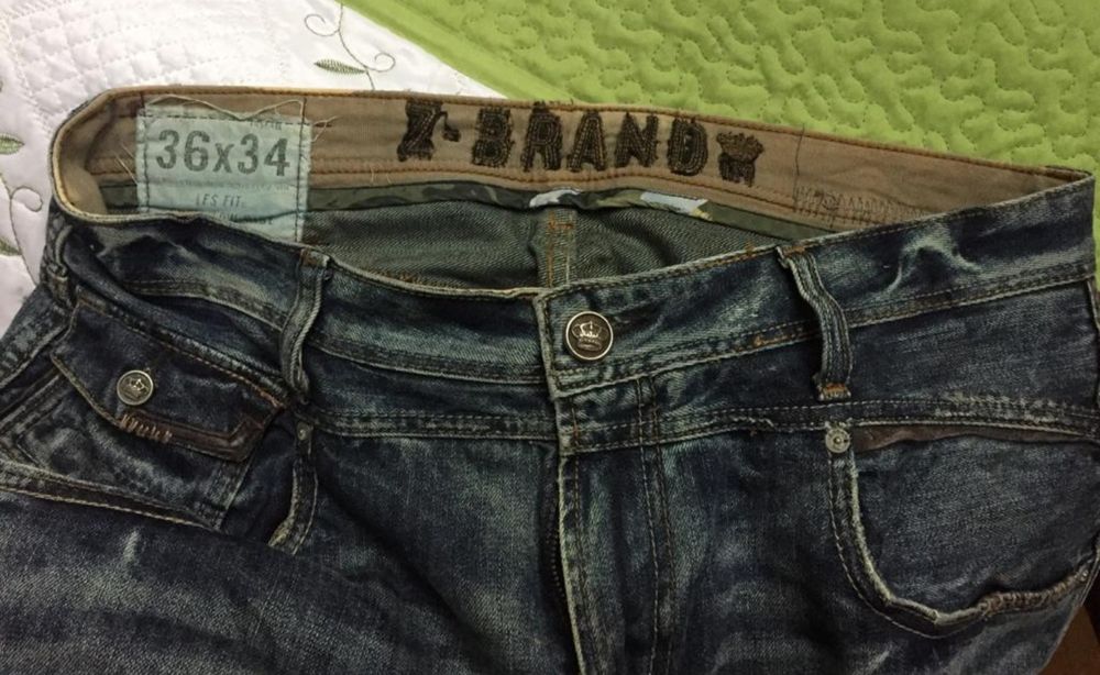 Blugi EXTRA SIZE, second-hand, marimi 50-54, in Arad la 45 lei