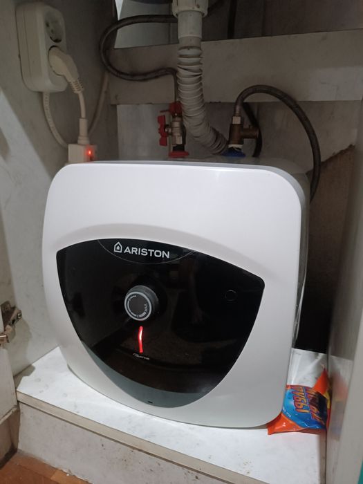 Болер нагреватель Аристон 15л