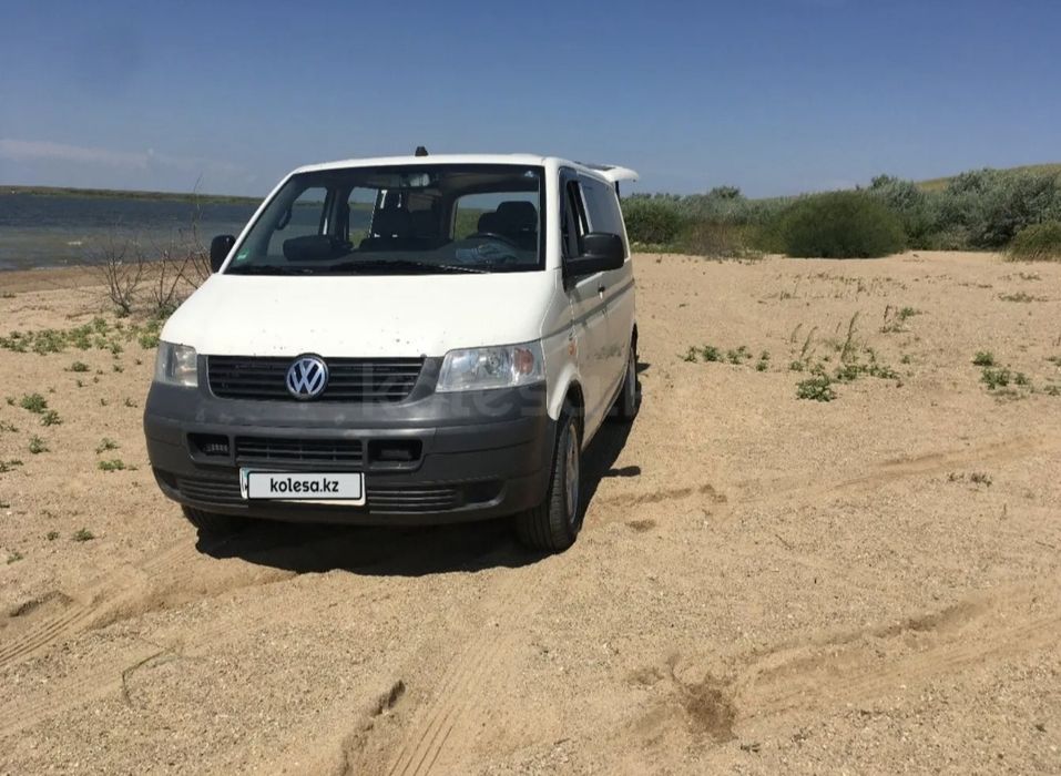Volkswagen Transporter T5 2004