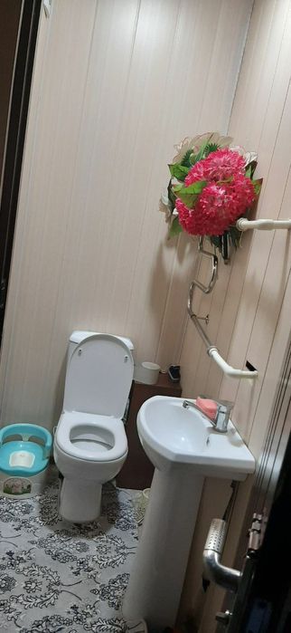 Kvartira sotiladi. Shayxontohur beltepa 3/2/9 83m2