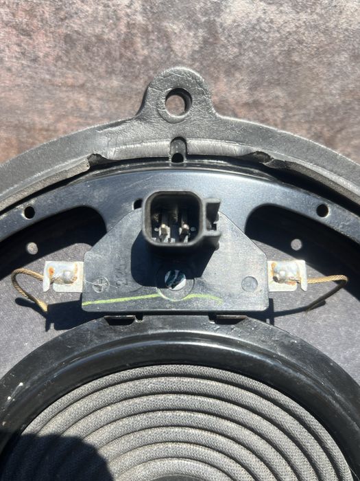 Vând 2 difuzoare Bose