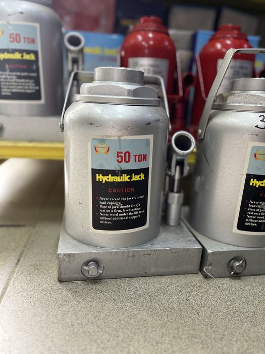 Домкраты подкатные, гидравлика, ромб