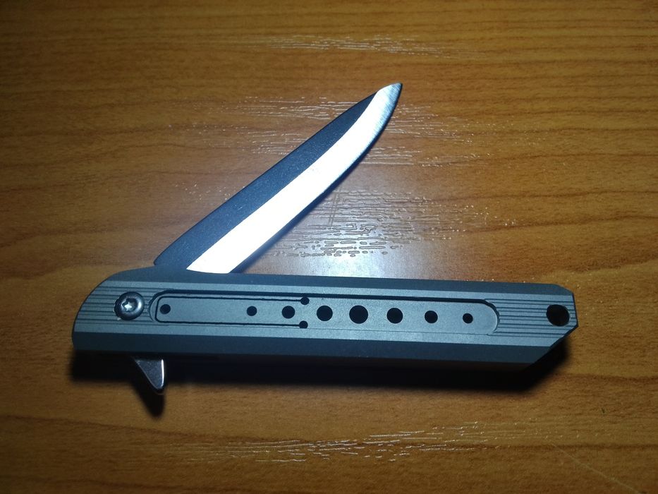 Нож ножка ключодържател