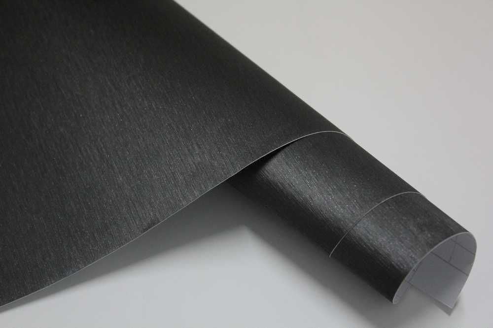 Автомобилно Фолио Драскан Алуминий Черно - 1.52см х 1 метър.