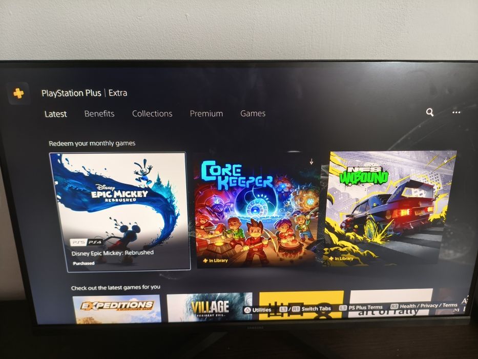 Ps5 slim d-chassis 1tb+rdr2disck+toate jocurile din imagine +abonament