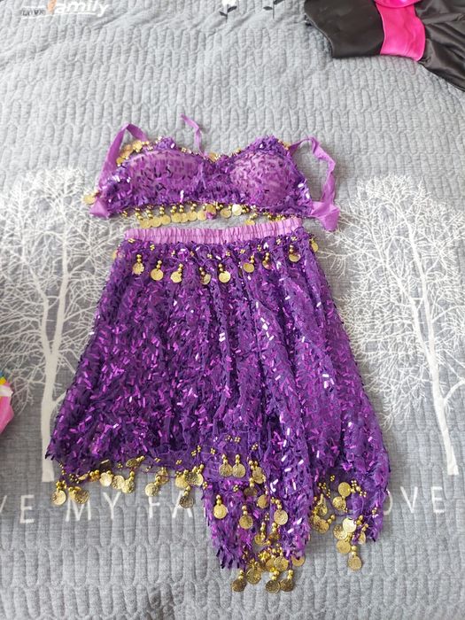 Костюмы новые в идеальном состоянии