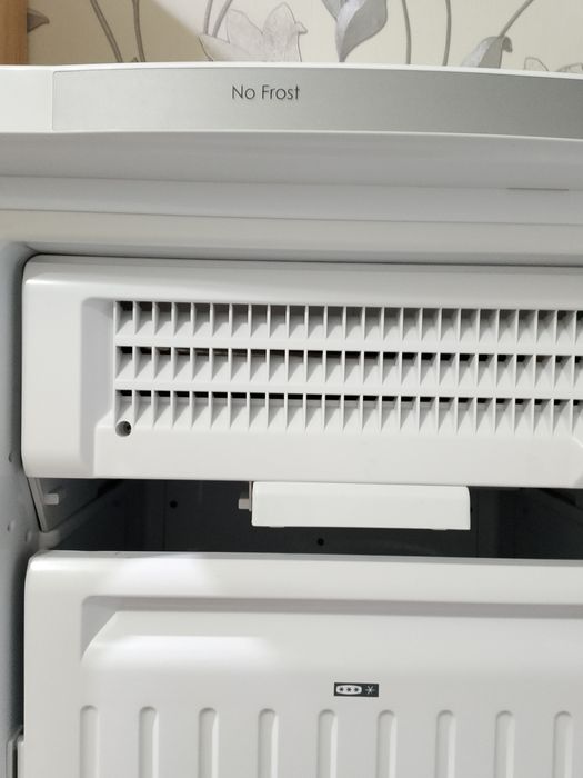 Морозильная камера Indesit