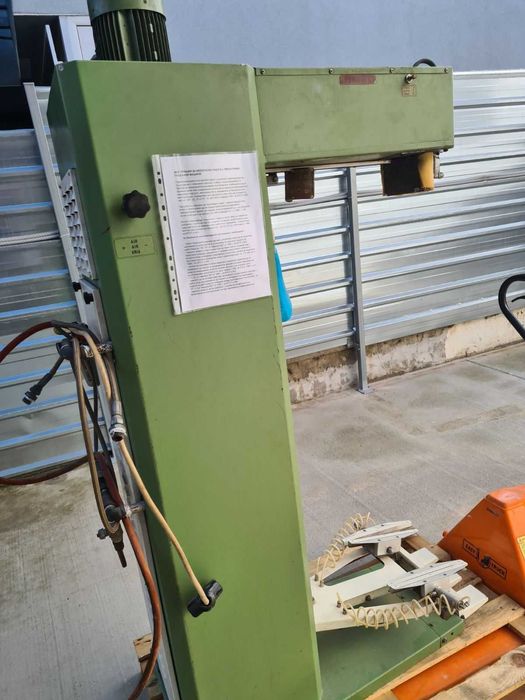 Професионална  гладачна преса за шивашки цех