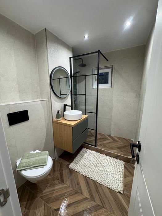 Apartament superb 3 camere Rovine  Etaj  2 - BLOC -1987 Proprietar