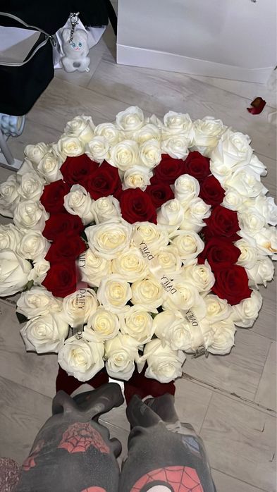 Цветы имеенной MEREY