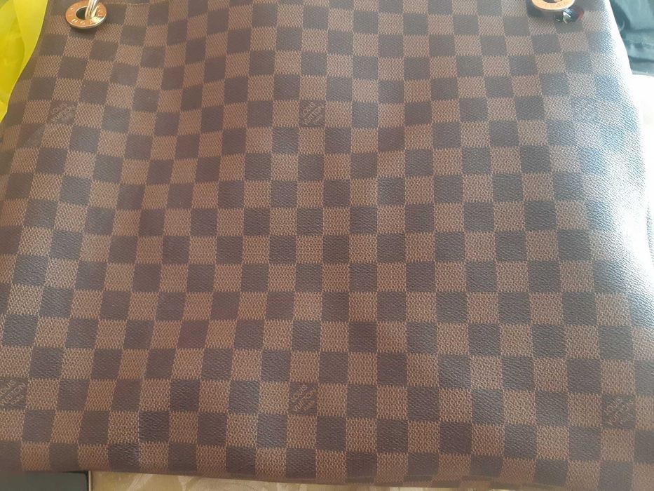 Louis Vuitton чанта