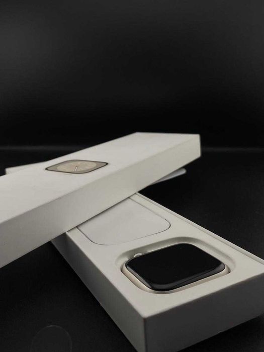 Часы Apple Watch 8 45mm