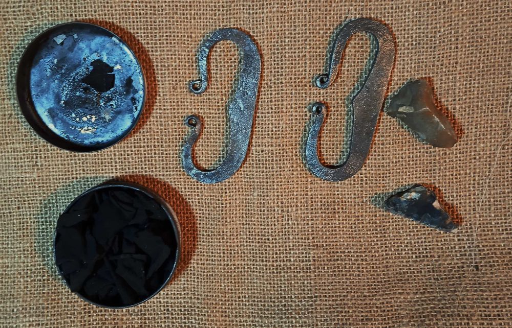 Amnar traditional din otel, amnar bushcraft, cremene