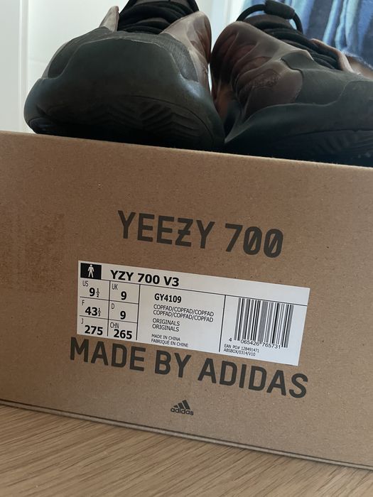 yezzy 700v3 cooper fade marimea 43 originali