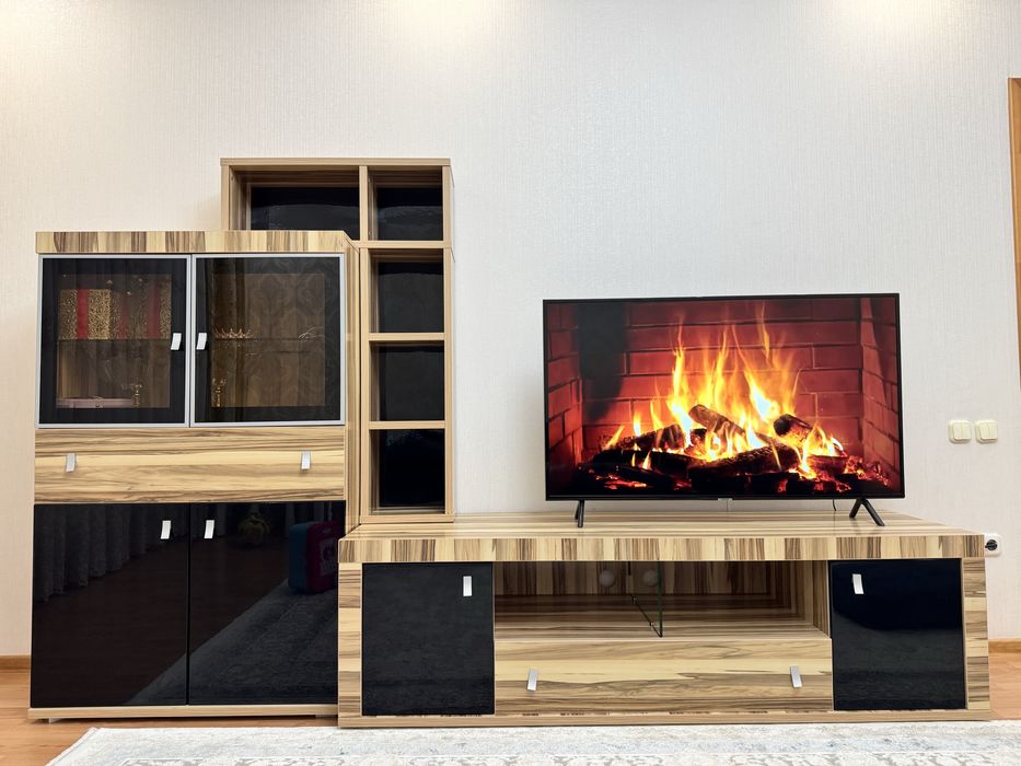 Продам тумбу под телевизор