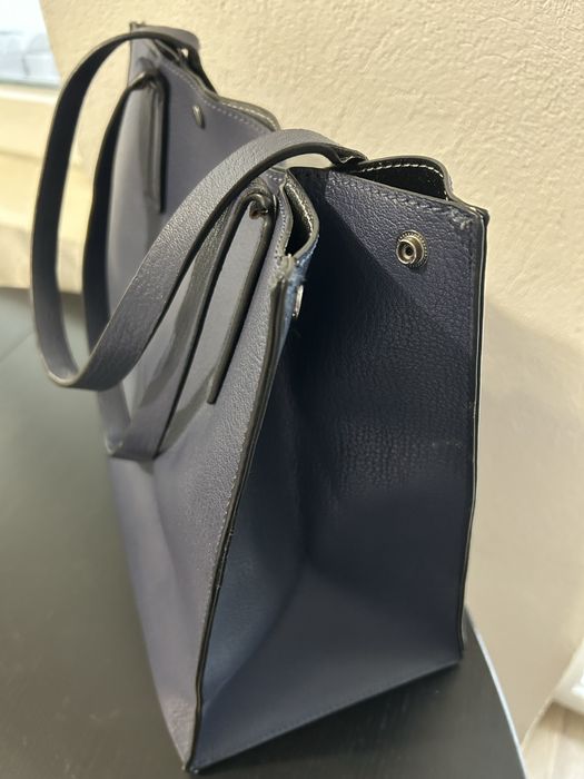 Guess синя чанта