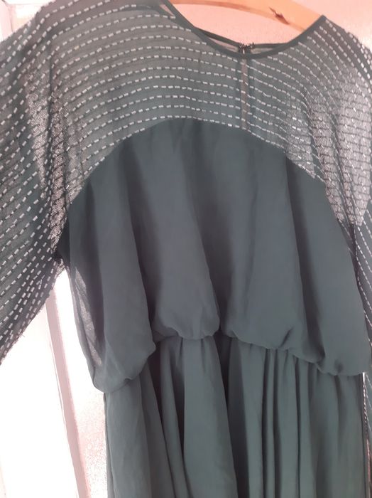 Vând rochie Asos nr 44 cu pietre