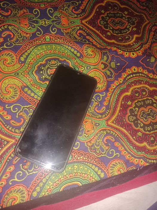 Продам redmi 9с не сломаный