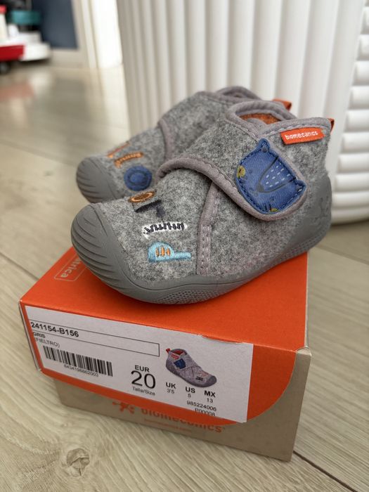 Papuci de casa Biomecanics, marime 20