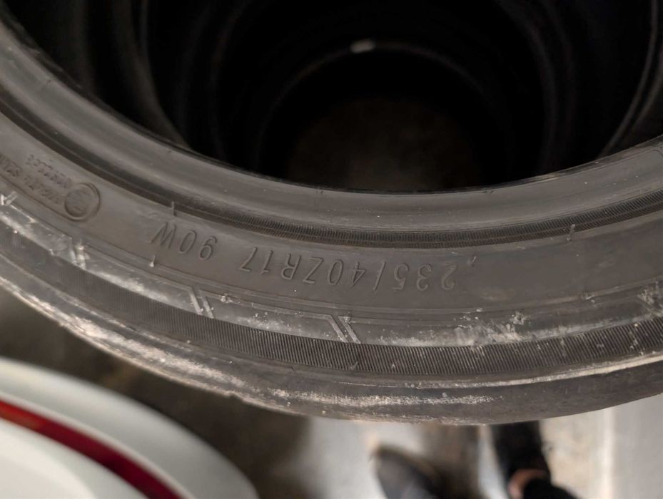 Полусликове Zestino Gredge 07RS  235 40 17