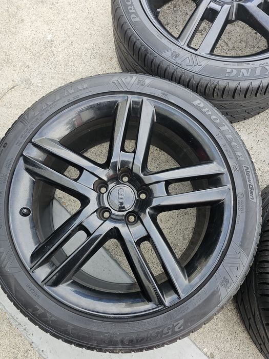 Jante originale Audi cu cauciucuri de vară