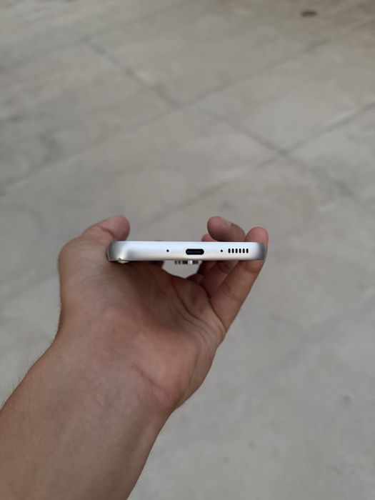 Samsung Galaxy A54 sotiladi obmen ayfonlaga