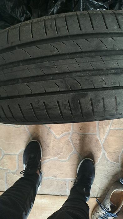 Гуми Нексен 215/55/17