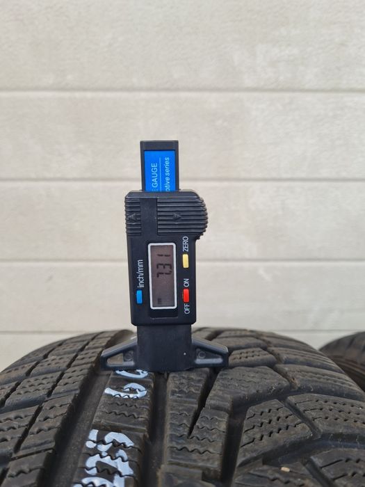 Зимни гуми 2 броя HANKOOK Winte Icept Evo2 225 60 R17