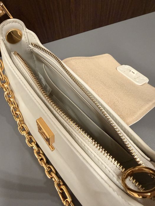 Женская сумка Charles & Keith