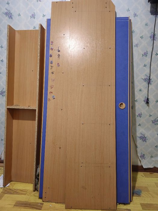 Продам детский шкаф купе