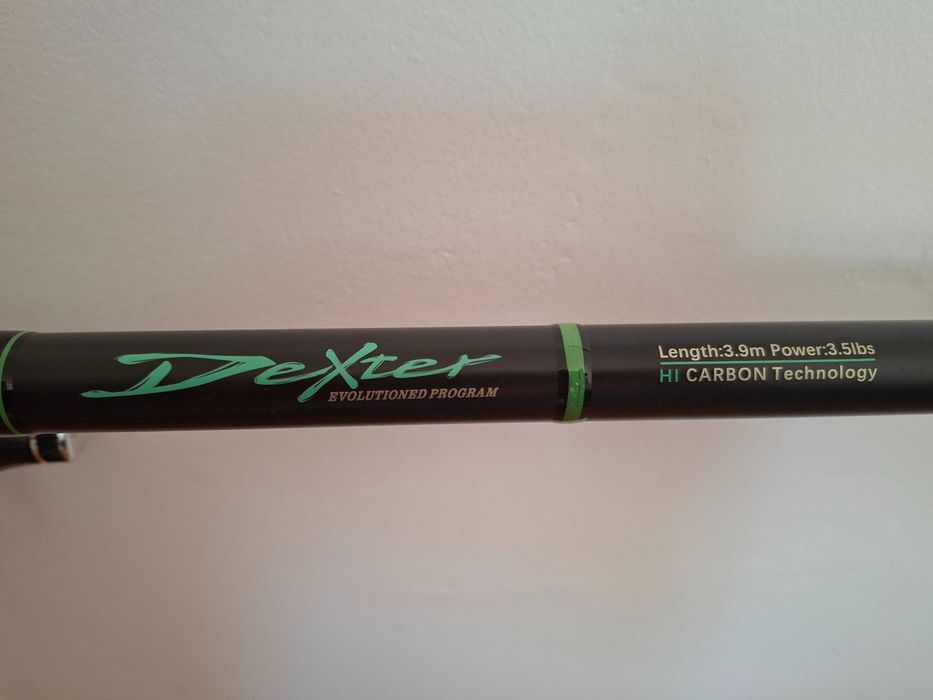 Lansete telescopice , mulinete și husa - stare perfectă