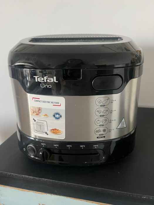 Vand friteuza Tefal Uno