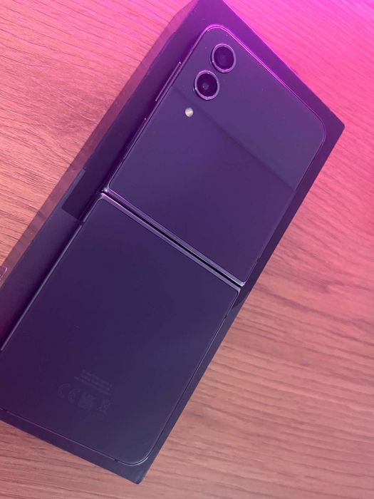 Samsung Galaxy ZFlip 4