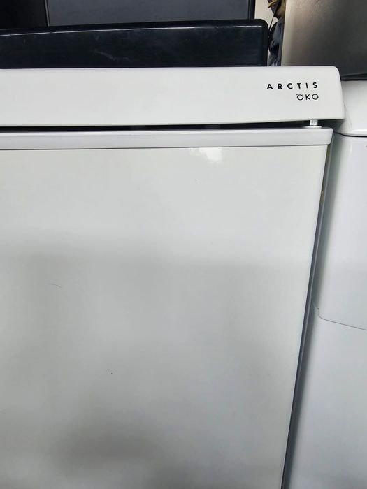 Малък фризер AEG