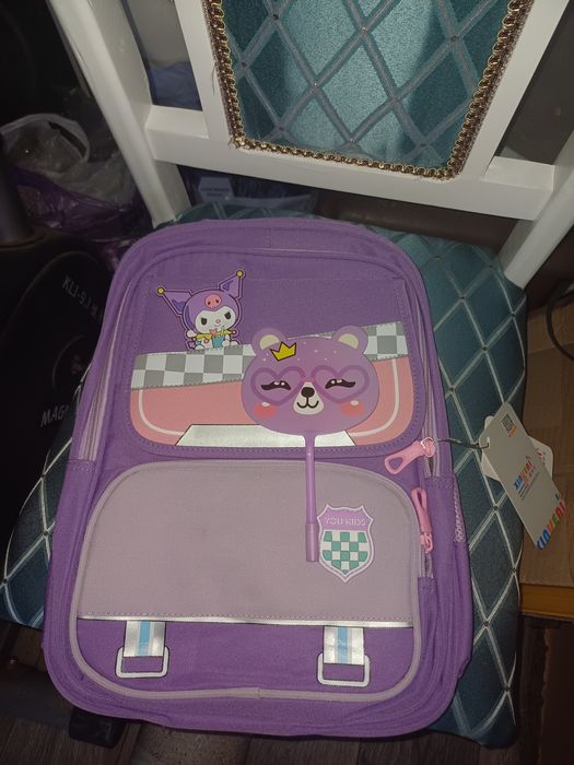 Школьный рюкзак.