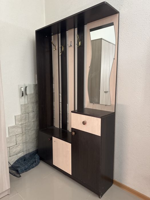 Шкаф в прихожую