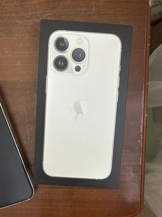 Продам iPhone 13 pro